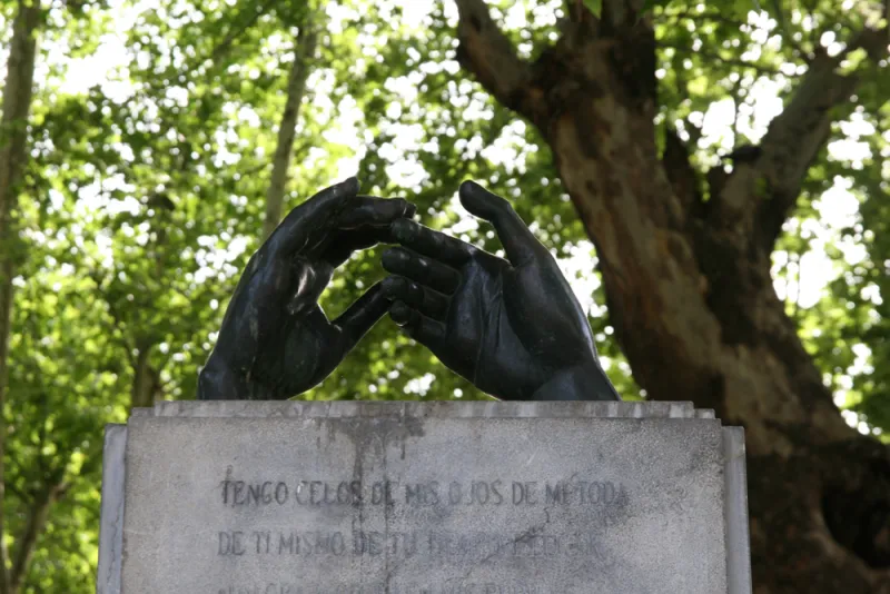 Monumento Ibn Zaydun