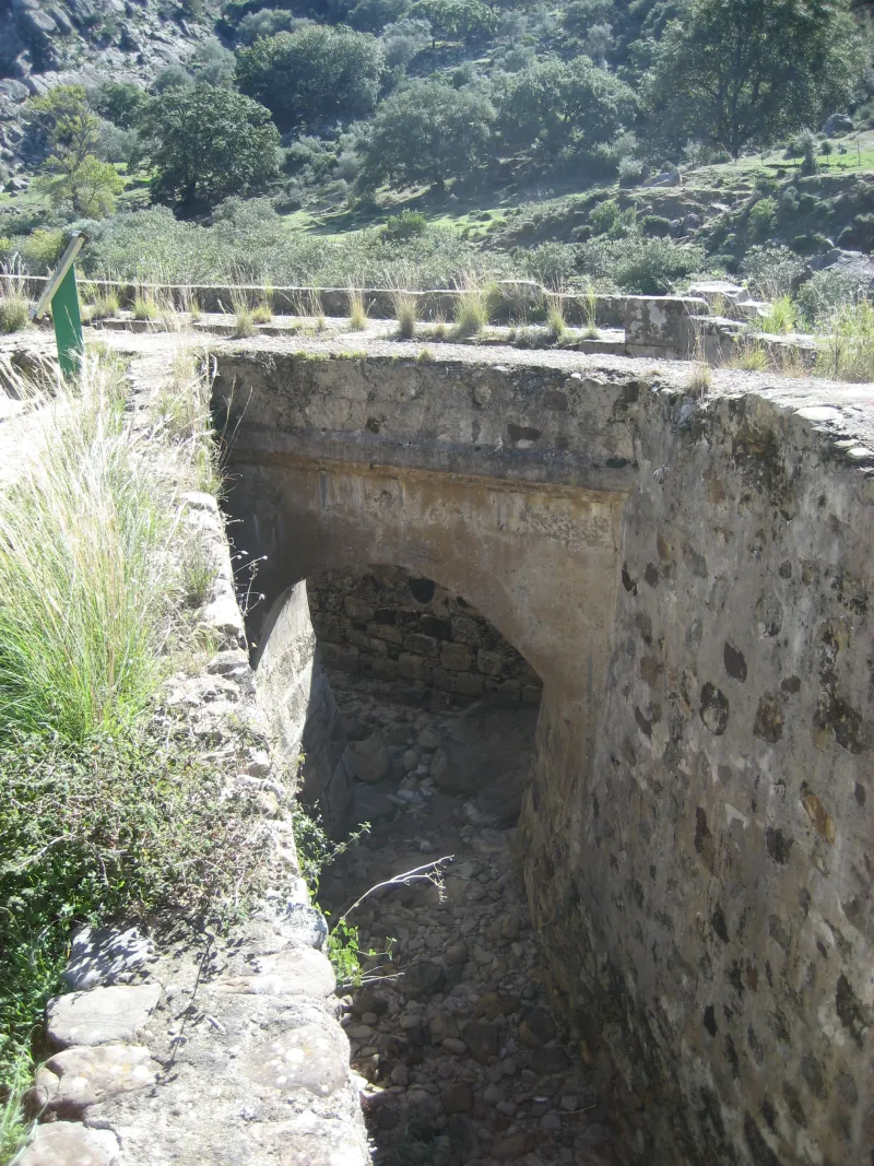 estructura para la regulacion del agua