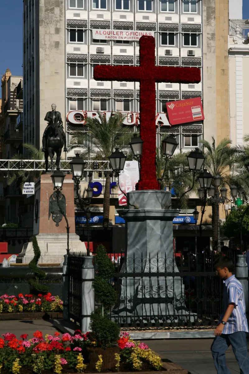 Cruz de Mayo Pza Tendillas
