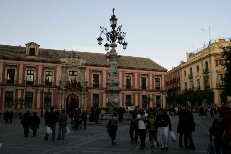 Plaza Virgen de los Reyes