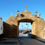 Puerta al mar