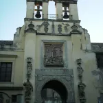 Puerta de la Catedral de Sevilla