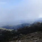 las nuves iban quedando por debajo y el tiempo no acompañaba
