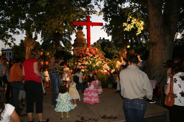 Cruz de Mayo Pza Corazón de María