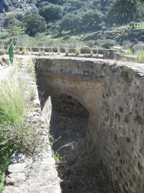 estructura para la regulacion del agua